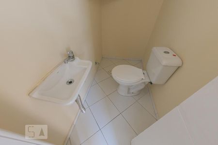 Lavabo de casa de condomínio para alugar com 3 quartos, 102m² em Abranches, Curitiba