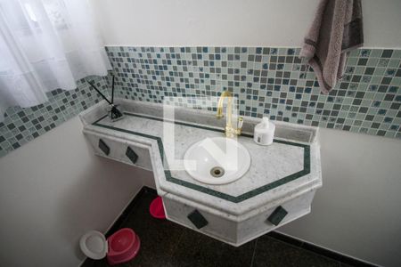 Lavabo de casa de condomínio à venda com 4 quartos, 232m² em Vila Prudente, São Paulo