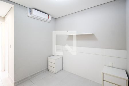 Suíte  de apartamento para alugar com 2 quartos, 78m² em Vila Olímpia, São Paulo