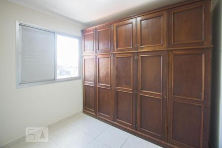 Quarto 2 de apartamento para alugar com 2 quartos, 54m² em Jardim Mirante, São Paulo