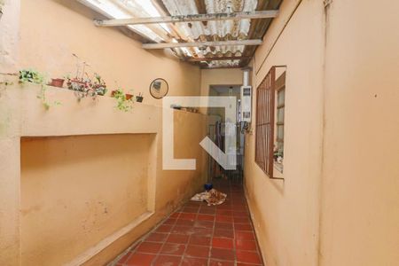 Casa à venda com 110m², 3 quartos e 2 vagas Casa à venda com 110m², 3 quartos e 2 vagasQuintal / Garagem