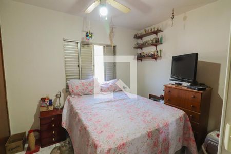 Casa à venda com 110m², 3 quartos e 2 vagas Casa à venda com 110m², 3 quartos e 2 vagasQuarto 3