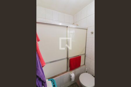 Casa à venda com 110m², 3 quartos e 2 vagas Casa à venda com 110m², 3 quartos e 2 vagasBanheiro