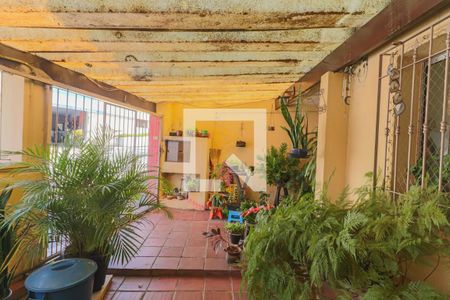 Casa à venda com 110m², 3 quartos e 2 vagas Casa à venda com 110m², 3 quartos e 2 vagasQuintal / Garagem