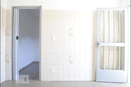 Sala de casa para alugar com 1 quarto, 35m² em Parque Luis Mucciolo, São Paulo