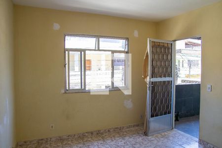 Sala de casa para alugar com 3 quartos, 200m² em Rocha, São Gonçalo
