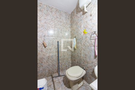 Banheiro da Suíte de casa à venda com 3 quartos, 125m² em Cipava, Osasco