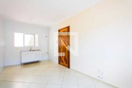 Sala/Cozinha de apartamento para alugar com 2 quartos, 42m² em Vila Cecília Maria, Santo André