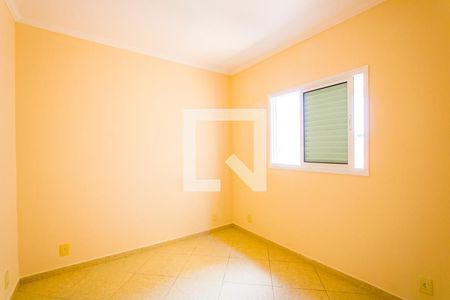 Quarto 2 de apartamento para alugar com 2 quartos, 42m² em Vila Cecília Maria, Santo André