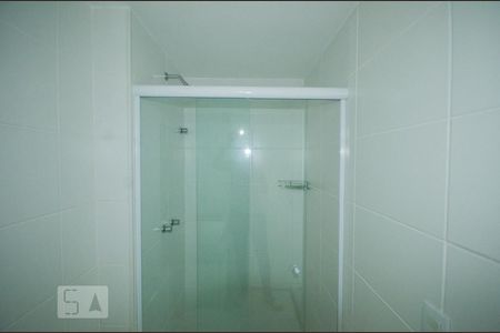 Apartamento à venda com 59m², 2 quartos e 1 vaga Apartamento à venda com 59m², 2 quartos e 1 vagaBanheiro