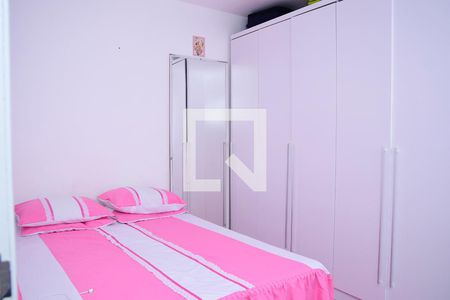 Quarto 1 de apartamento para alugar com 2 quartos, 46m² em Parque Rincão, Cotia