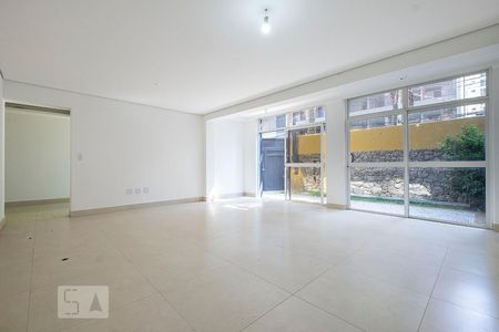 Sala 1 de casa à venda com 4 quartos, 242m² em Paraíso, São Paulo