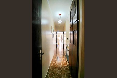 Corredor de casa à venda com 3 quartos, 170m² em Vila Helena, Santo André