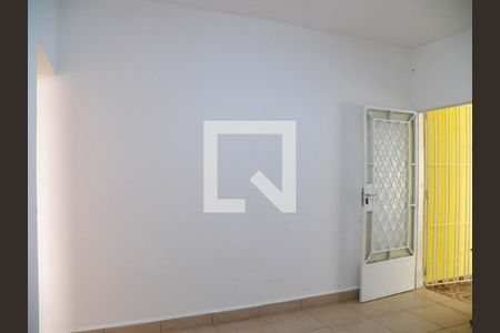 Sala de casa para alugar com 2 quartos, 120m² em Vila Palmeiras, São Paulo