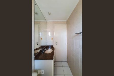 Banheiro de apartamento para alugar com 2 quartos, 66m² em Chácara Inglesa, São Paulo