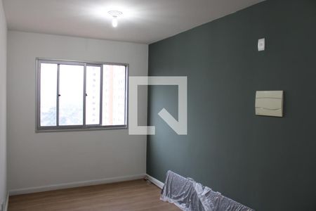 Sala de apartamento para alugar com 2 quartos, 44m² em Canhema, Diadema