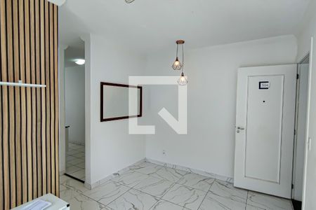 sala de apartamento para alugar com 2 quartos, 45m² em Taquara, Rio de Janeiro