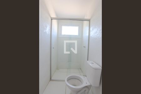 Banheiro da Suíte de apartamento para alugar com 2 quartos, 64m² em Morro Santana, Porto Alegre