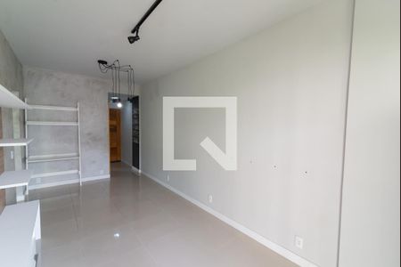 Sala de apartamento à venda com 2 quartos, 59m² em Grajaú, Rio de Janeiro