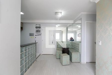 Sala de apartamento para alugar com 2 quartos, 45m² em Itaquera, São Paulo