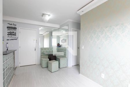 Sala de apartamento para alugar com 2 quartos, 45m² em Itaquera, São Paulo