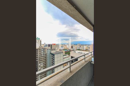 Sacada de apartamento para alugar com 1 quarto, 37m² em Centro, Curitiba