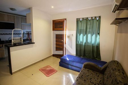 Sala de casa para alugar com 2 quartos, 90m² em Jardim Primavera, Duque de Caxias