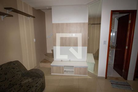 Sala de casa para alugar com 2 quartos, 90m² em Jardim Primavera, Duque de Caxias