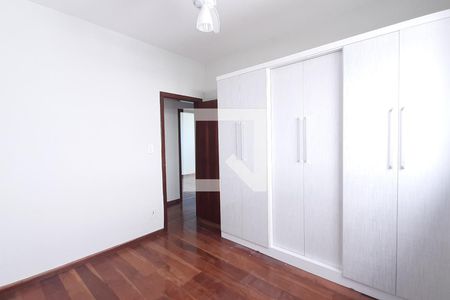 Quarto 12 de apartamento para alugar com 3 quartos, 90m² em Santa Rosa, Belo Horizonte