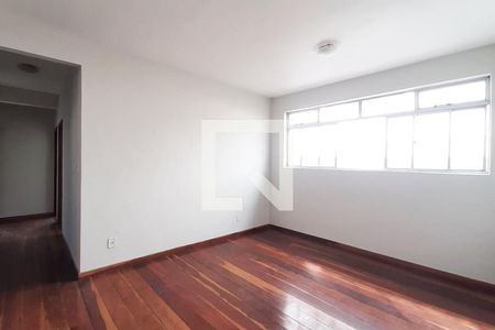 Sala de apartamento para alugar com 3 quartos, 90m² em Santa Rosa, Belo Horizonte