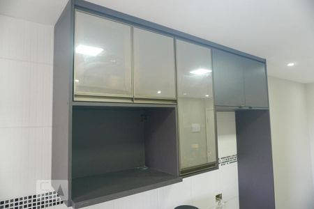 Sala/Cozinha de apartamento à venda com 2 quartos, 40m² em Vila Nhocune, São Paulo