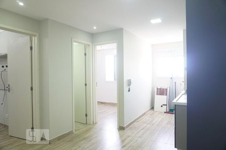 Sala/Cozinha de apartamento à venda com 2 quartos, 40m² em Vila Nhocune, São Paulo