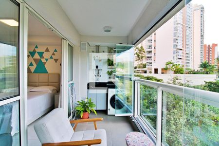 Varanda da Sala de apartamento à venda com 1 quarto, 39m² em Vila Andrade, São Paulo