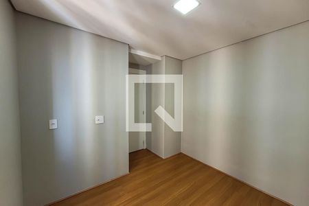 Quarto 2 de apartamento para alugar com 2 quartos, 41m² em Jardim Santa Emília, São Paulo