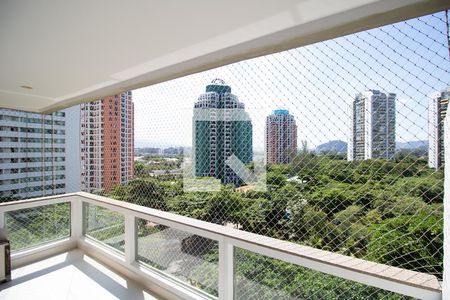 Vista da Varanda de apartamento para alugar com 2 quartos, 100m² em Barra da Tijuca, Rio de Janeiro