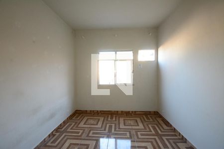 Quarto 1 de casa para alugar com 2 quartos, 50m² em Cordovil, Rio de Janeiro