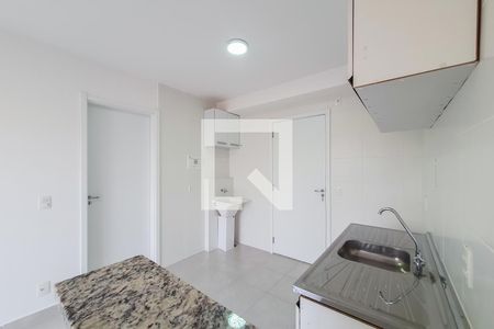 Sala/Cozinha de apartamento à venda com 1 quarto, 32m² em Jardim da Glória, São Paulo