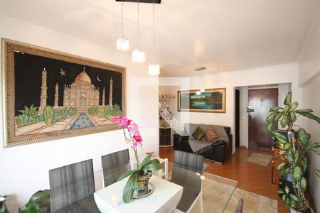 Sala de apartamento à venda com 4 quartos, 100m² em Vila Firmiano Pinto, São Paulo