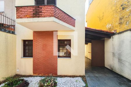 Garagem de casa à venda com 3 quartos, 156m² em Vila Gumercindo, São Paulo