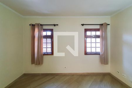 Sala de casa à venda com 3 quartos, 156m² em Vila Gumercindo, São Paulo