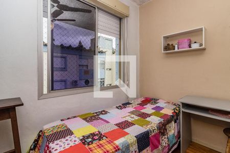 Dormitório de apartamento à venda com 3 quartos, 66m² em Vila Nova, Porto Alegre