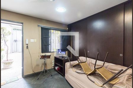 Sala 1 de casa à venda com 4 quartos, 220m² em Vila Clementino, São Paulo