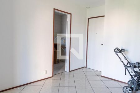 Sala  de apartamento para alugar com 2 quartos, 65m² em Icaraí, Niterói