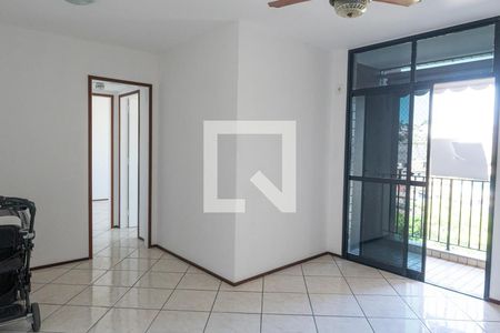 Sala  de apartamento para alugar com 2 quartos, 65m² em Icaraí, Niterói