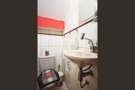 Lavabo de casa à venda com 3 quartos, 175m² em Parque Pinheiros, Taboão da Serra