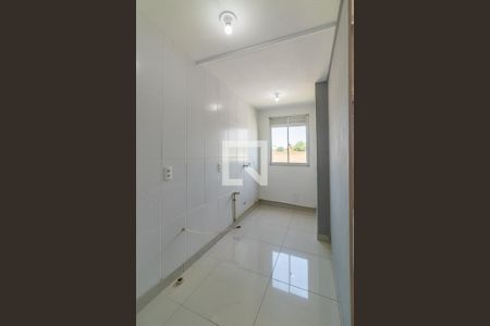 Cozinha de apartamento para alugar com 2 quartos, 42m² em Sarandi, Porto Alegre