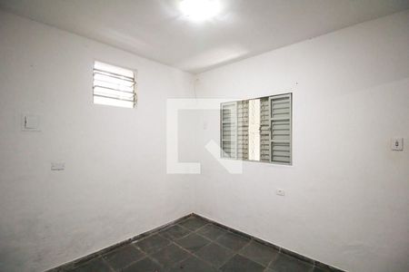 Quarto 1 de casa para alugar com 2 quartos, 75m² em Santa Teresinha, São Paulo