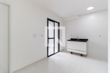 Sala e Cozinha de apartamento para alugar com 1 quarto, 21m² em Cambuci, São Paulo