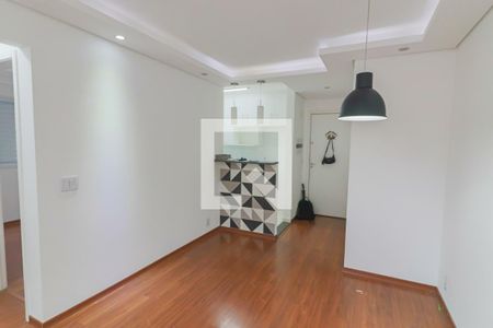 Sala de apartamento para alugar com 2 quartos, 52m² em Jardim do Lago, São Paulo