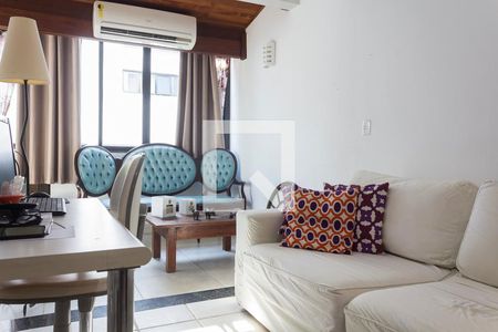 Sala de apartamento para alugar com 4 quartos, 140m² em Recreio dos Bandeirantes, Rio de Janeiro